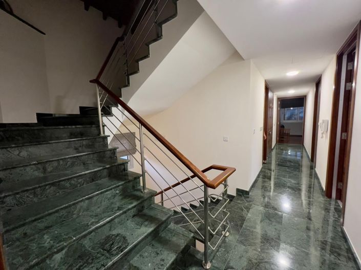 Image No.19-7 Bed Villa for sale