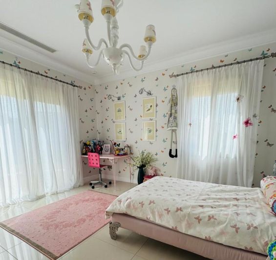 Image No.18-5 Bed Villa for sale