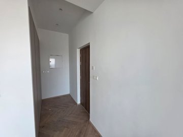 14826300385