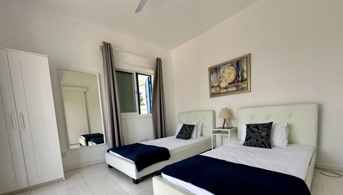 Image No.17-5 Bed Villa for sale