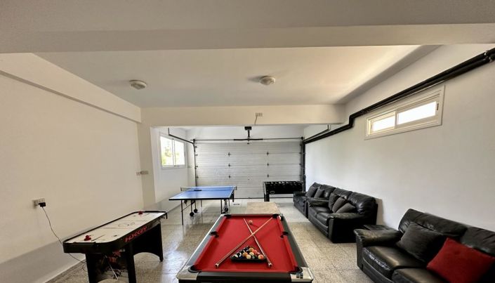 Image No.20-5 Bed Villa for sale