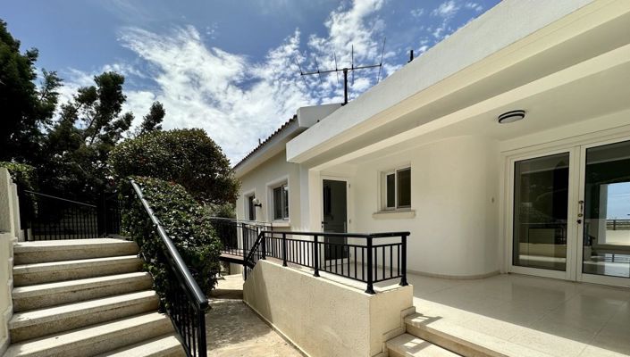 Image No.30-5 Bed Villa for sale