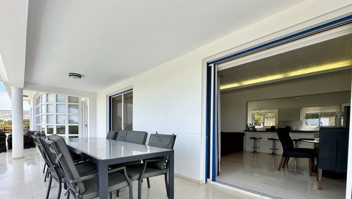 Image No.8-5 Bed Villa for sale