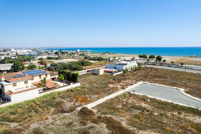 Image No.1-Propriété de 17 chambres à vendre à Larnaca