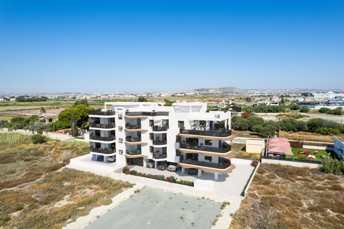 Image No.4-Propriété de 17 chambres à vendre à Leivadia