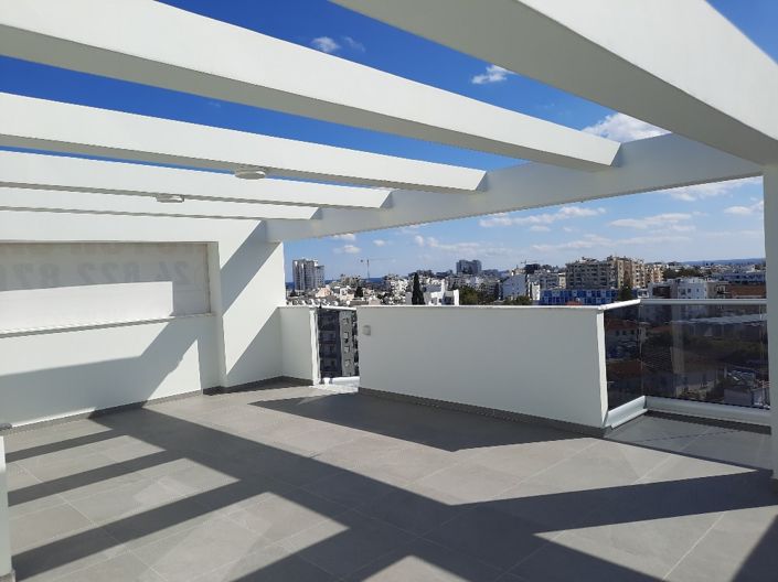 Image No.1-Propriété de 4 chambres à vendre à Larnaca