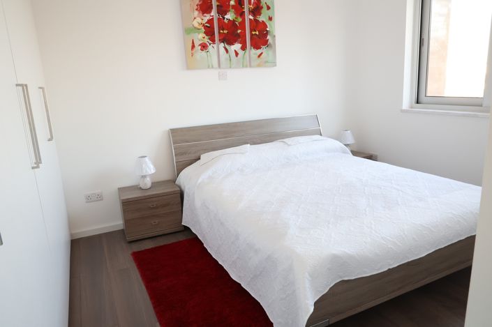 Image No.12-4 Bed Property for sale