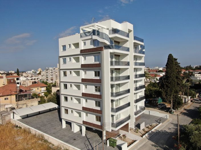 Image No.24-4 Bed Property for sale