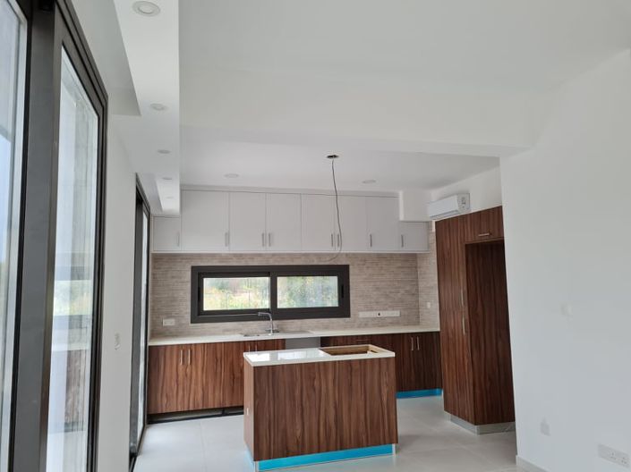 Image No.21-3 Bed Villa for sale