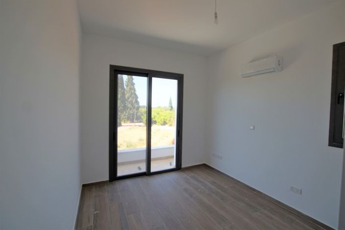 Image No.11-3 Bed Villa for sale