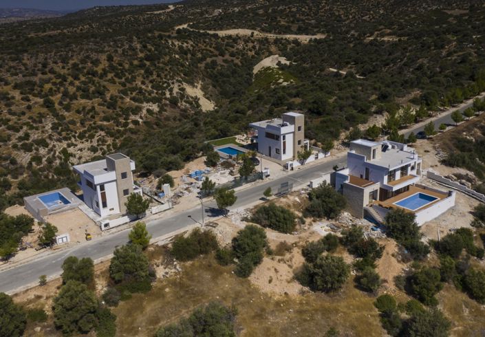 Image No.1-3 Bed Villa for sale