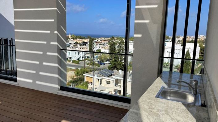 Image No.1-3 Bed Property for sale