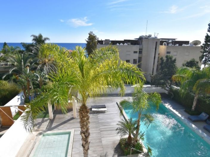 Image No.1-4 Bed Apartment for sale