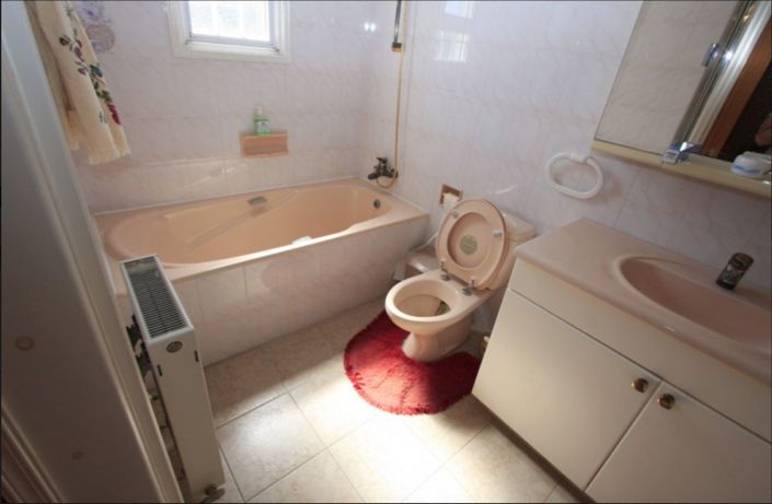 Image No.14-4 Bed Bungalow for sale