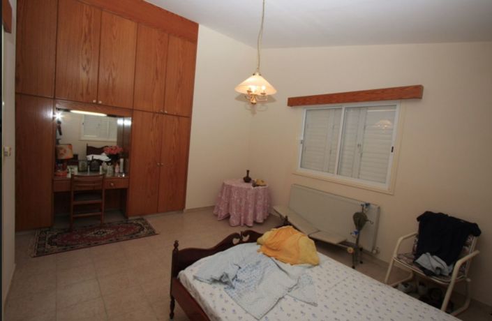 Image No.16-4 Bed Bungalow for sale