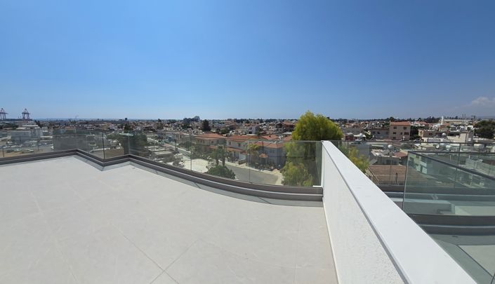 Image No.1-Propriété de 4 chambres à vendre à Limassol