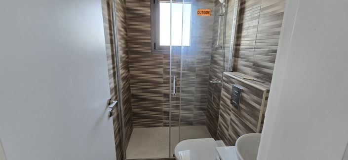 Image No.15-4 Bed Property for sale