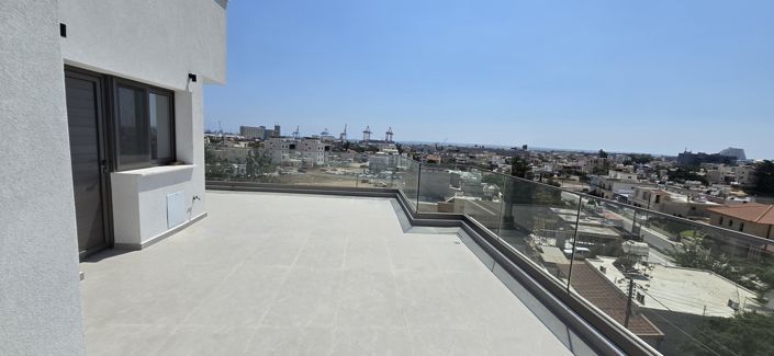 Image No.19-4 Bed Property for sale