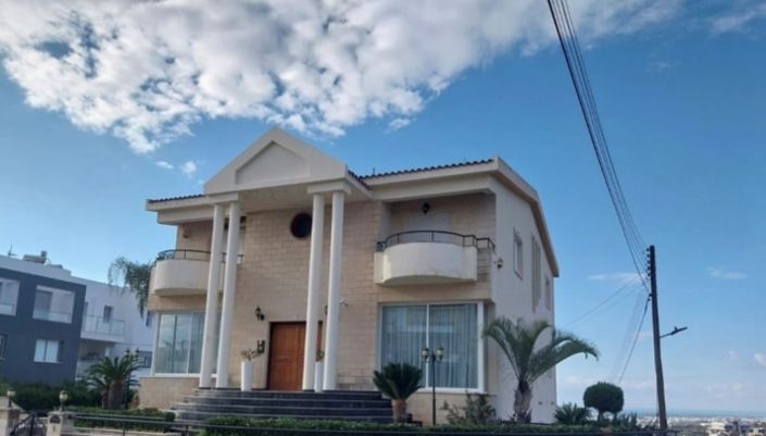 Image No.1-Villa de 4 chambres à vendre à Limassol
