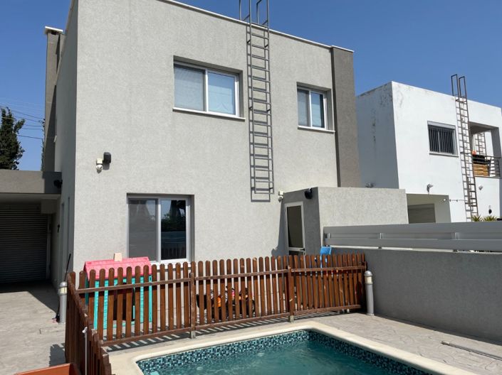 Image No.1-3 Bed Villa for sale