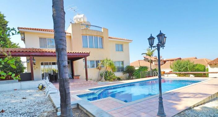 Image No.1-Villa de 4 chambres à vendre à Paphos