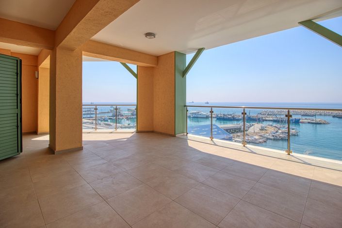 Image No.1-3 Bed Apartment for sale