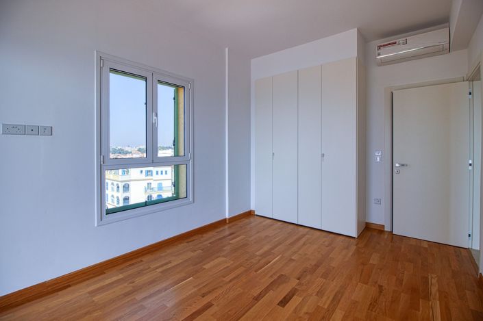 Image No.13-3 Bed Apartment for sale