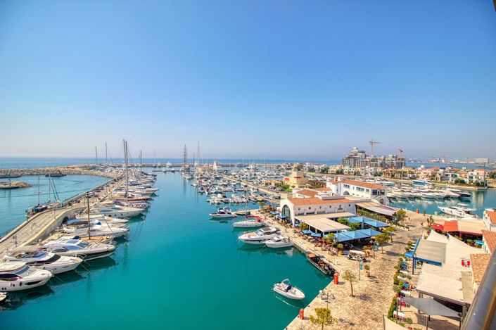 Image No.24-3 Bed Apartment for sale