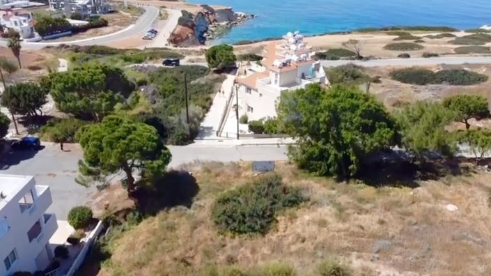 Image No.2-4 Bed Villa for sale