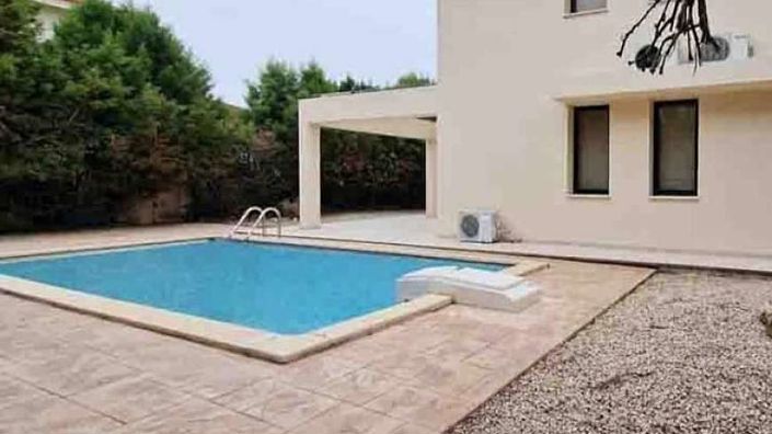 Image No.1-3 Bed Villa for sale