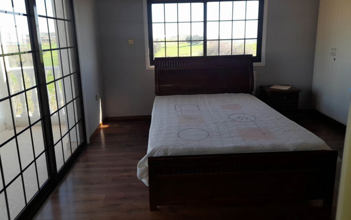 Image No.10-4 Bed Villa for sale