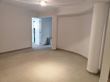 14714486581