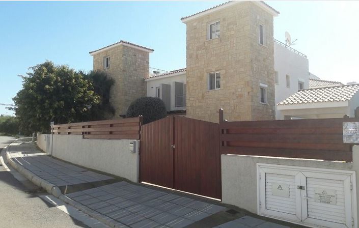 Image No.15-3 Bed Villa for sale