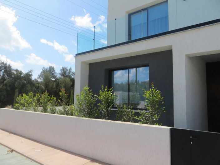 Image No.3-4 Bed Villa for sale