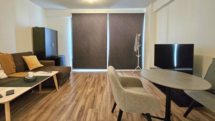 Image No.5-Studio for sale