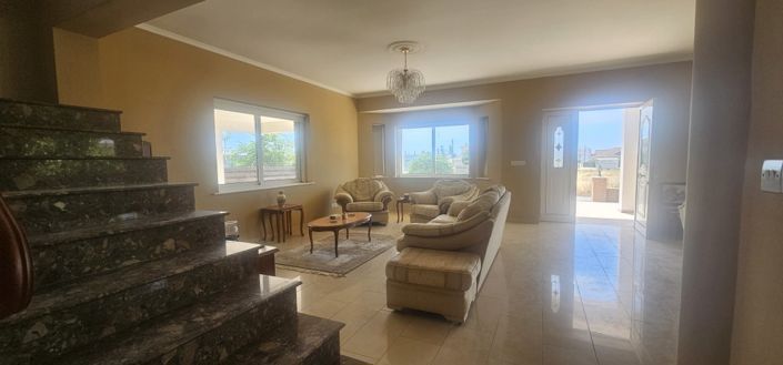 Image No.10-Villa de 4 chambres à vendre à Larnaca