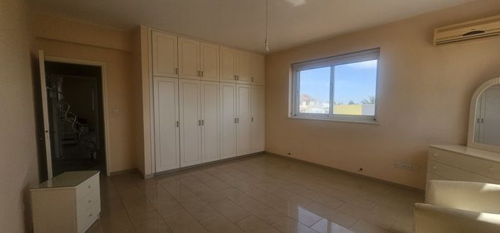 Image No.15-Villa de 4 chambres à vendre à Larnaca