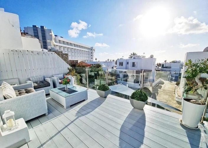 Image No.11-2 Bed Villa for sale