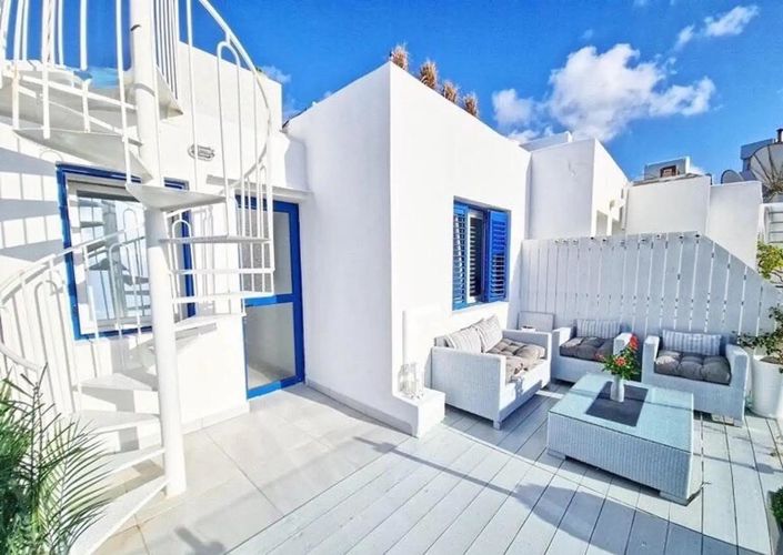 Image No.13-2 Bed Villa for sale