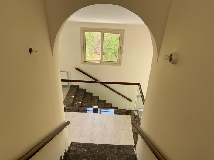 Image No.10-3 Bed Villa for sale