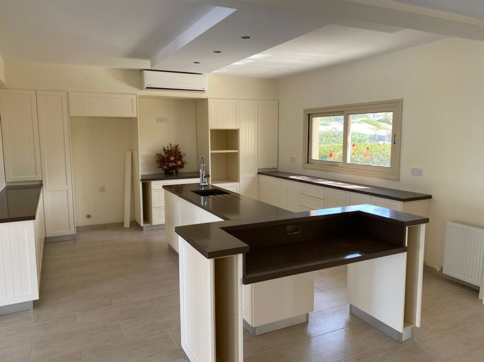 Image No.9-3 Bed Villa for sale