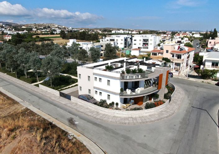 Image No.20-3 Bed Apartment for sale