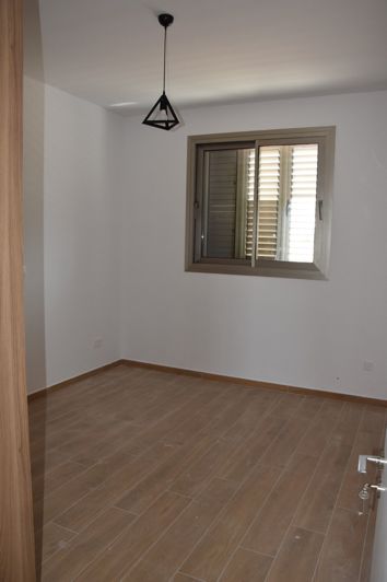 Image No.9-3 Bed Apartment for sale