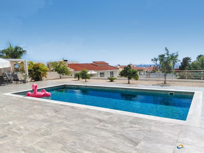Image No.3-3 Bed Villa for sale