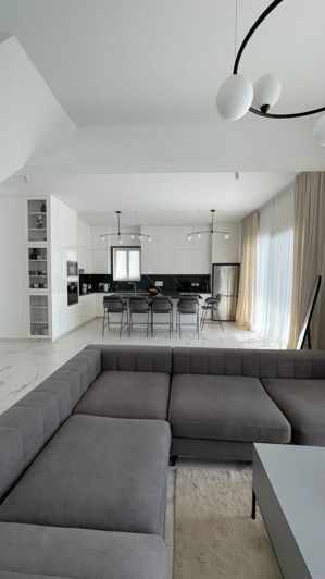 Image No.7-3 Bed Villa for sale