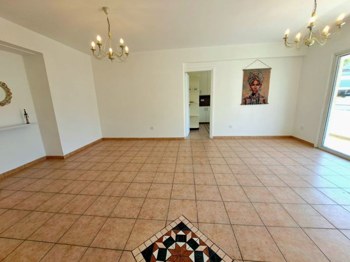 Image No.1-3 Bed Apartment for sale