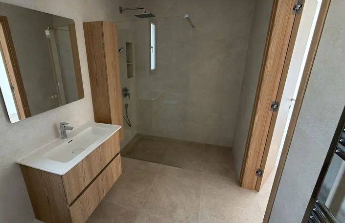 Image No.8-3 Bed Bungalow for sale