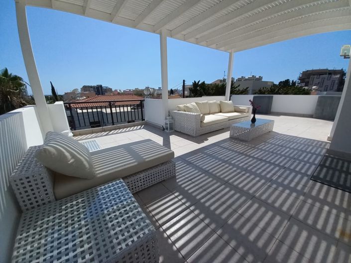 Image No.1-2 Bed Property for sale