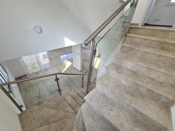 13699035783