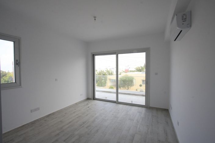 Image No.14-5 Bed Villa for sale